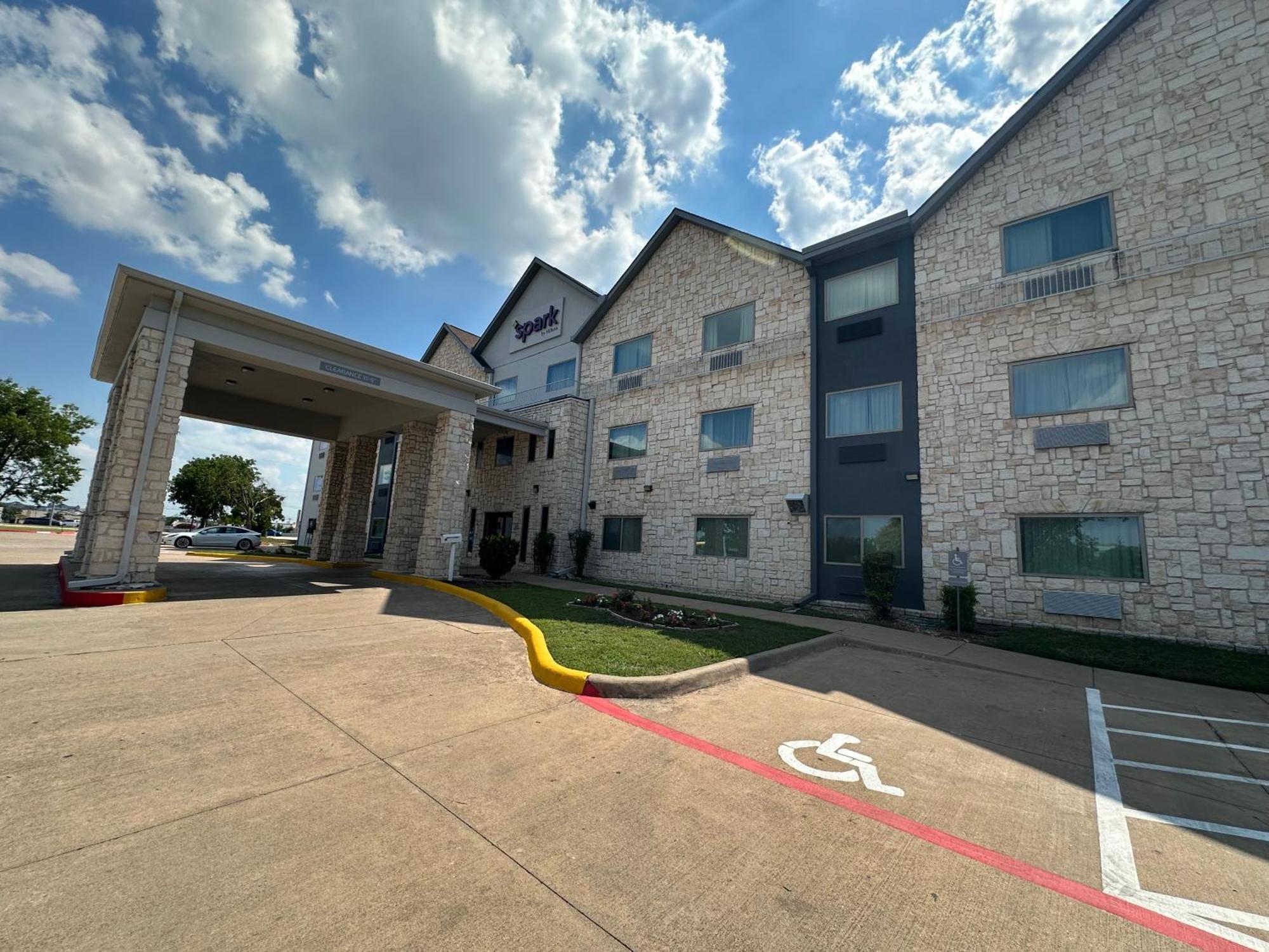 Hotel Spark By Hilton Round Rock Exterior foto